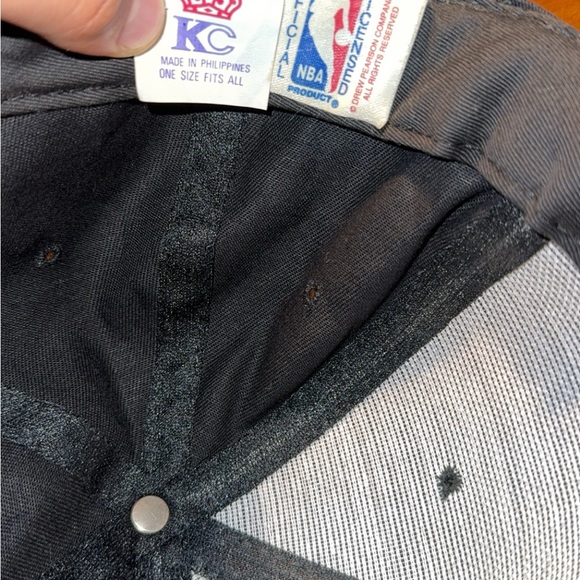 Vintage 90s Chicago Bulls Snapback Hat - Picture 4 of 8